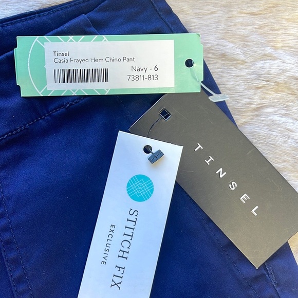 Tinsel Casia Frayed Hem Chino Pant In Navy - Picture 14 of 16